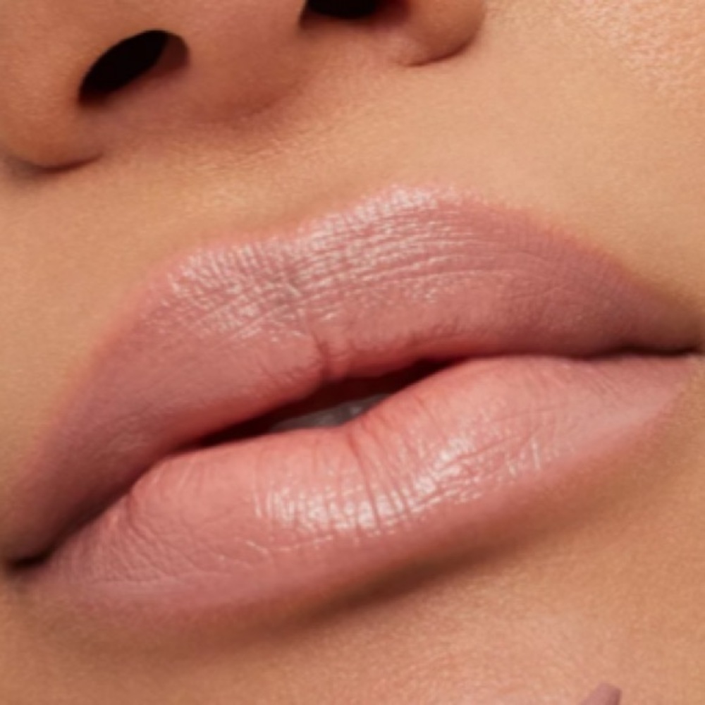 MAC Macximal Satin Lipstick Blankety